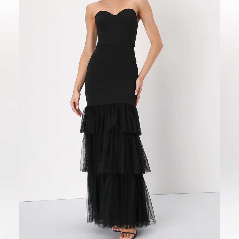 Dramatic Tulle Trumpet Gown